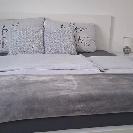 Apartment 144 Kněževes Екстериор снимка